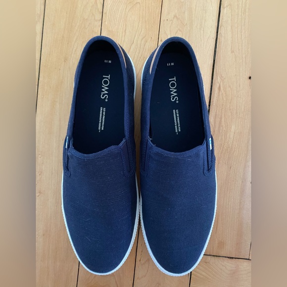 Tom’s men’s Baja Eco Slip On Navy - Picture 2 of 4